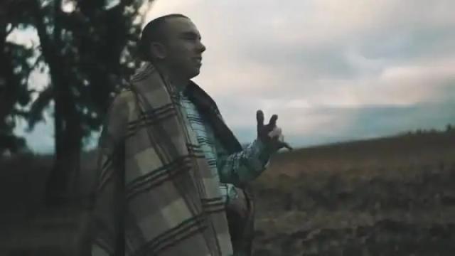 Вектор - Она знает