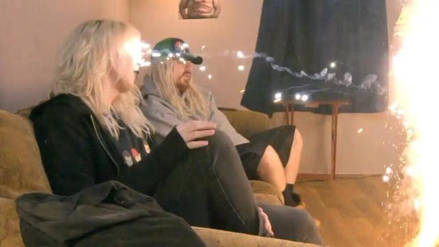 100 gecs - Hollywood Baby