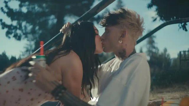 mgk, The Kid LAROI - LIFE iS A MOVIE